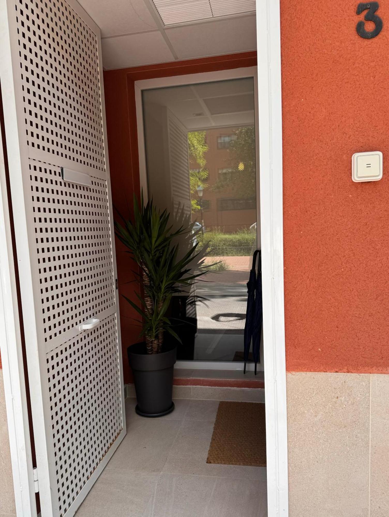 Laan Los Pinos Alcalá de Henares Exterior foto